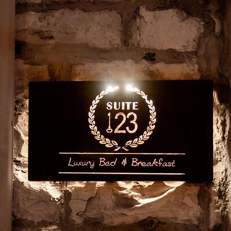 Suite 123 Luxury B&B Con Jacuzzi Palo del Colle Extérieur photo